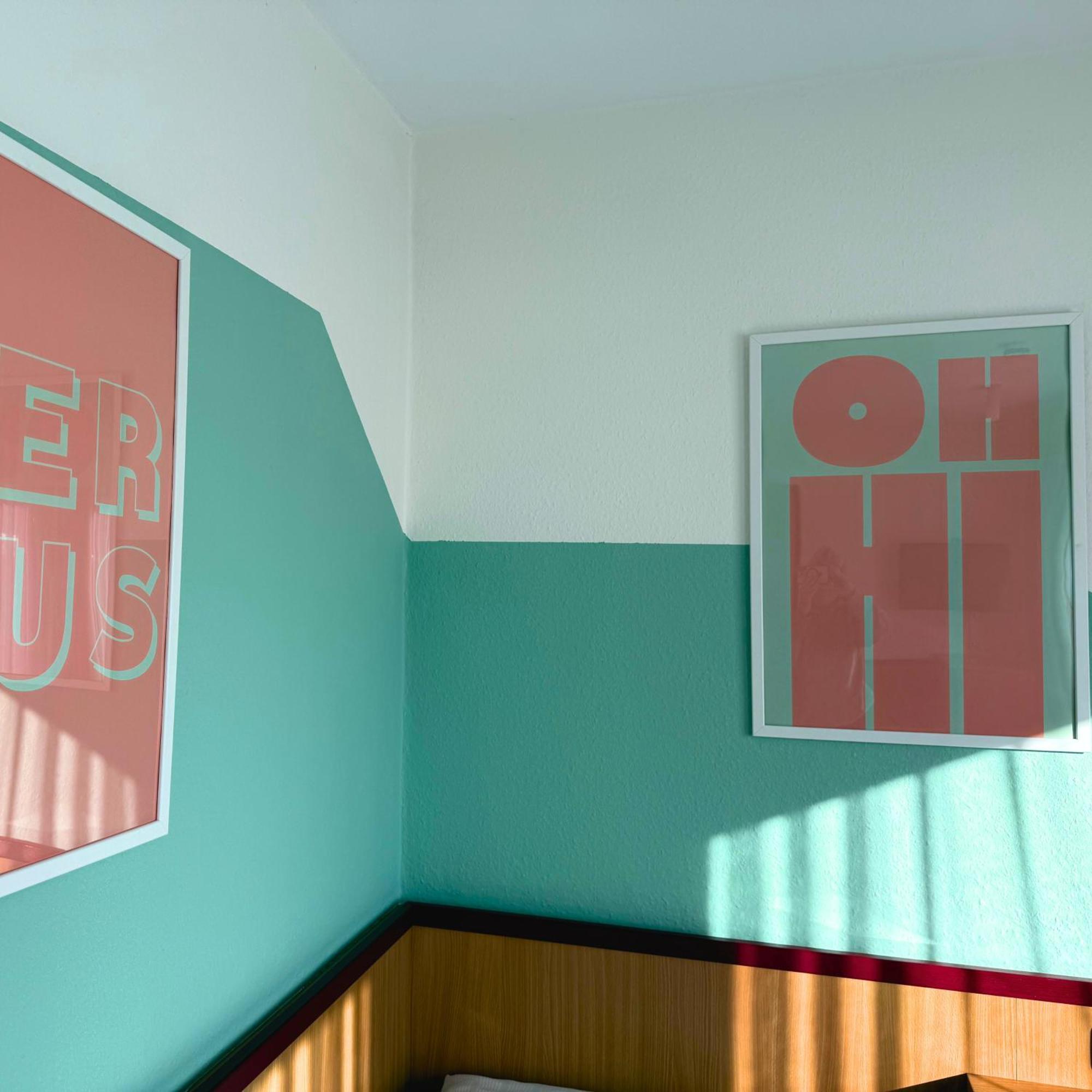 Colourful Hotel ビーレフェルト エクステリア 写真